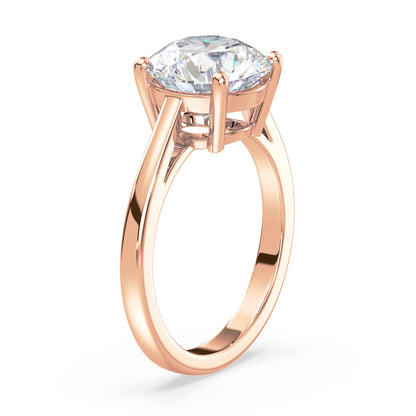 Elegant Round Diamond Ring