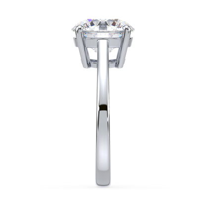 Elegant Round Diamond Ring
