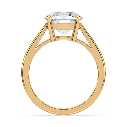 Elegant Round Diamond Ring